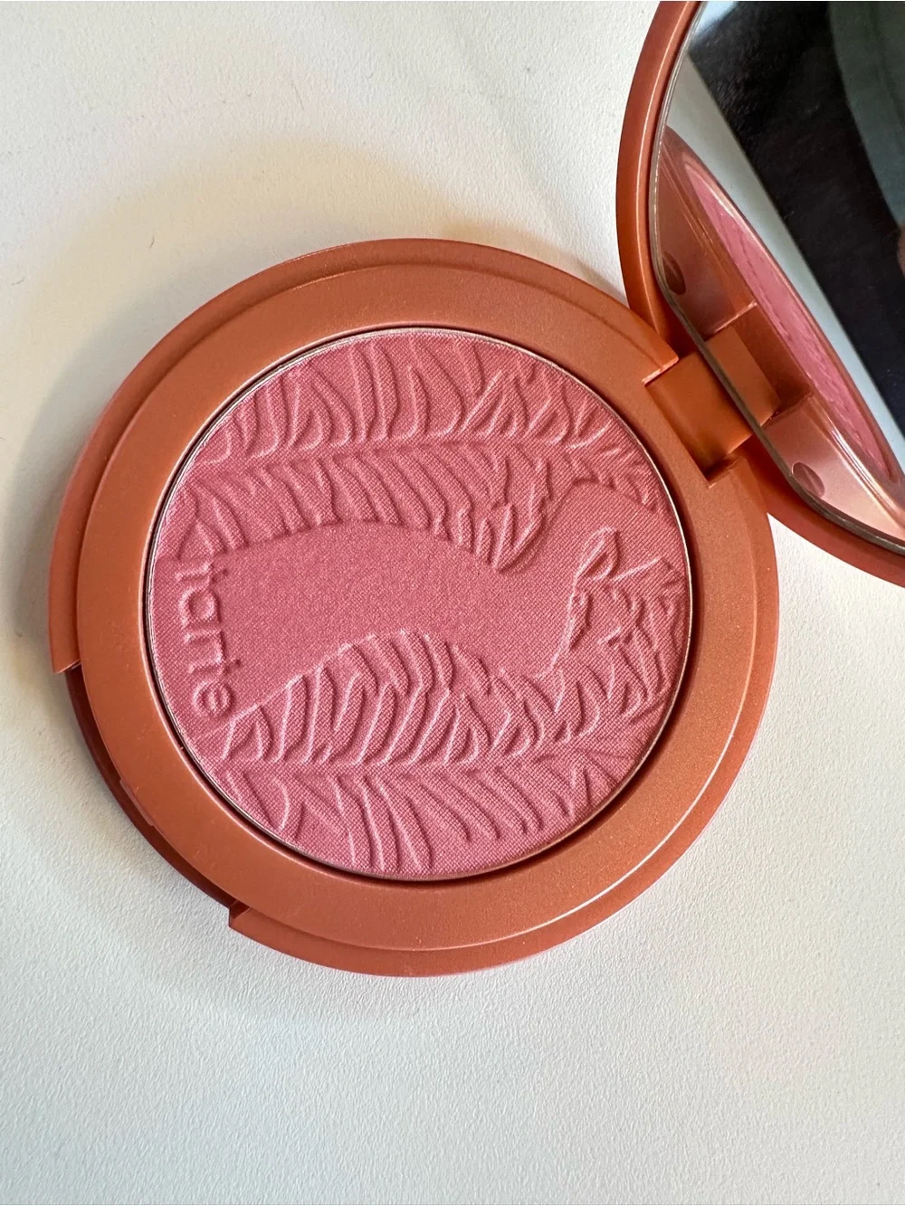 tarte Cosmetics Amazonian Clay 12-hour blush in Peaceful - Picture 4 of 6